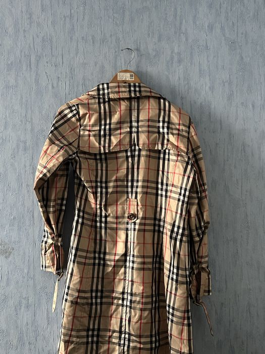 Женский тренч от barberry