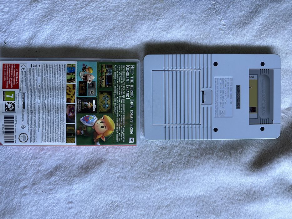 The Legend of Zelda: Link's Awakening + Amiibo