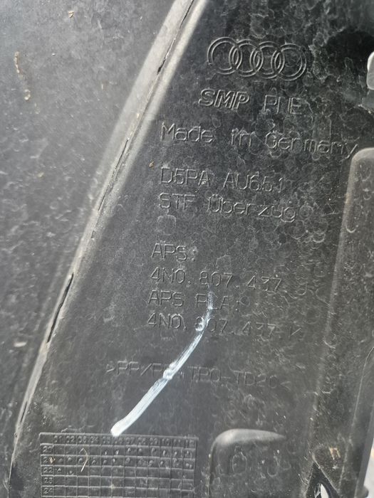 audi a8 d5 lift 4n0 zderzak przod przedni orginal ładny