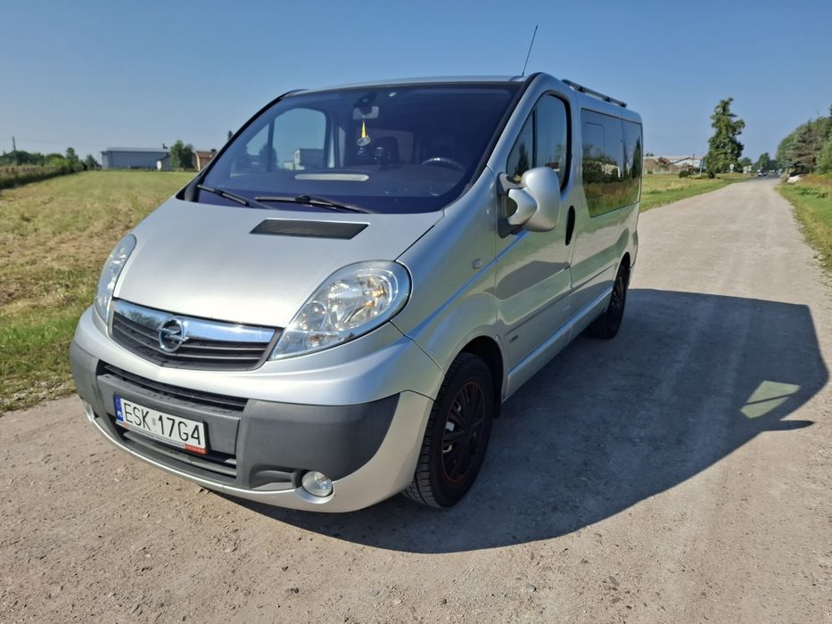 Opel Vivaro Tour 8 mio osobowy