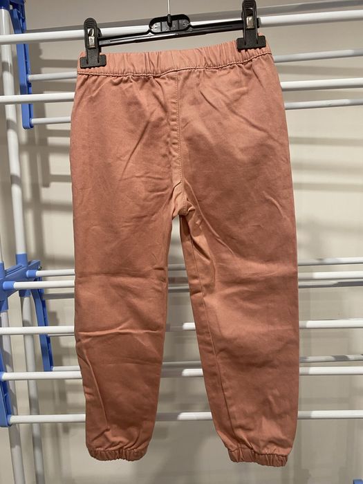 Jeansowe bojówki pudrowo różowe