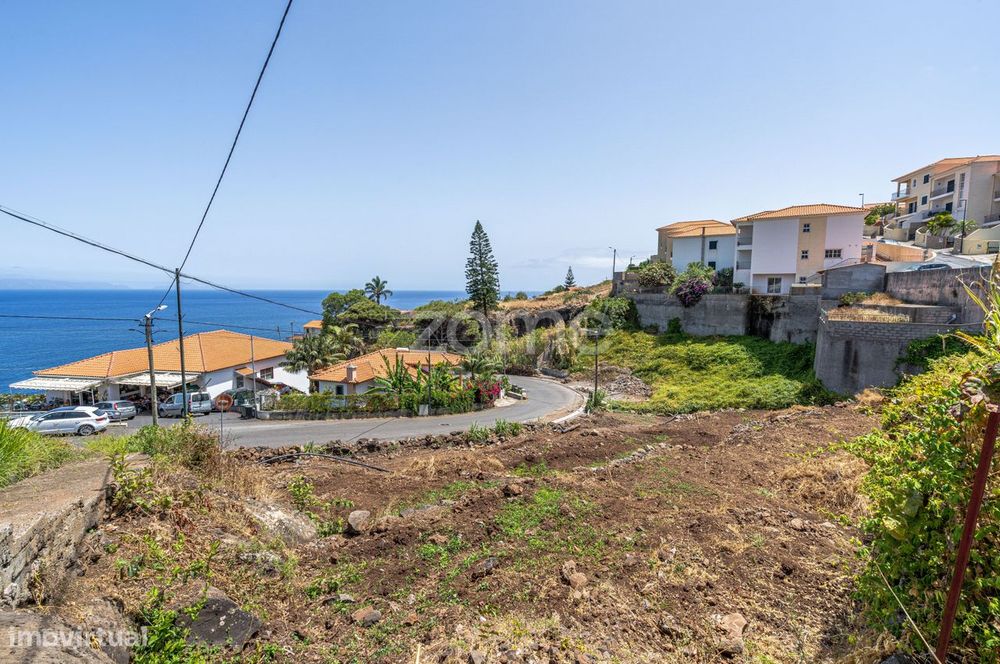 Terreno com 1310m2localizado  em Gaula, Santa Cruz