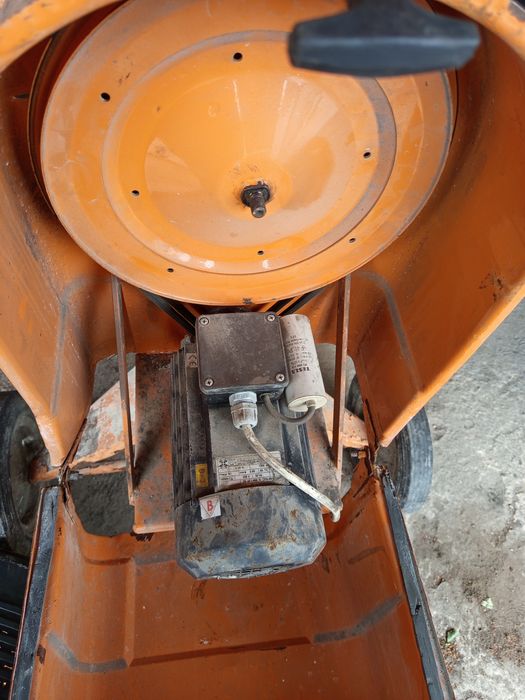 Betoniarka  Duża 150 L na 220v-400V