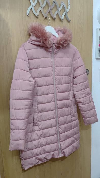 Różową długa kurtka zimowa kapturem Pepco