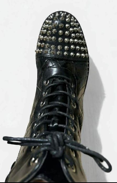 Botki z ćwiekami rozmiar 37