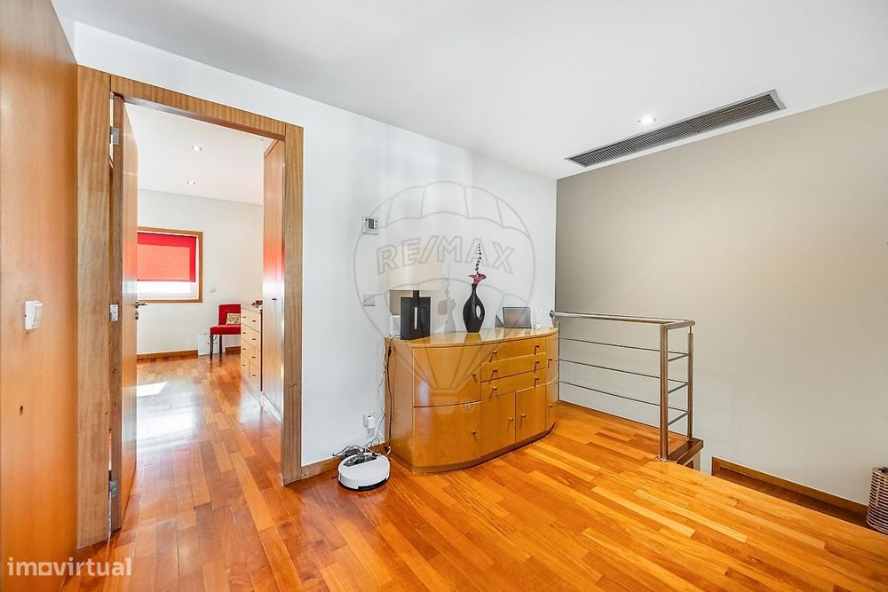Moradia Gaveto T3 com piscina em Palmeira, Braga!