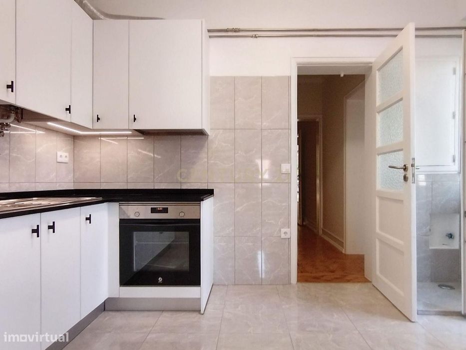 Apartamento T4 na Rua Passos Manuel, Arroios, Lisboa