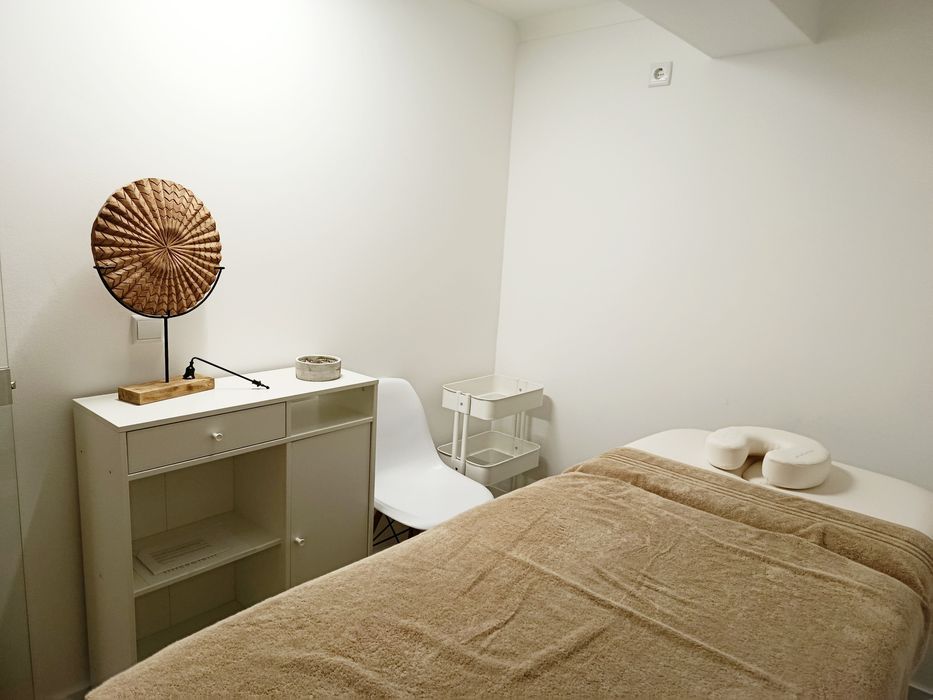 Aluga-se Gabinete totalmente equipado!