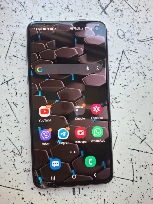 смартфон Samsung Galaxy S10E 6/128GB