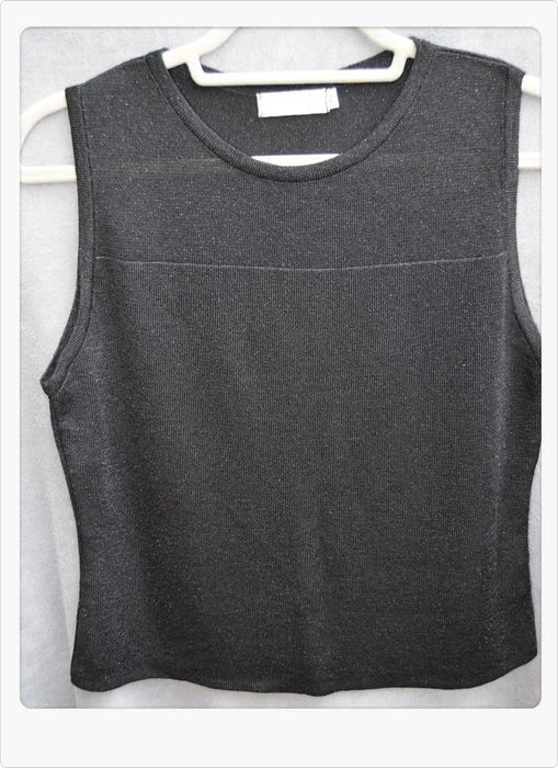 Czarny sweter bezrękawnik wiskoza