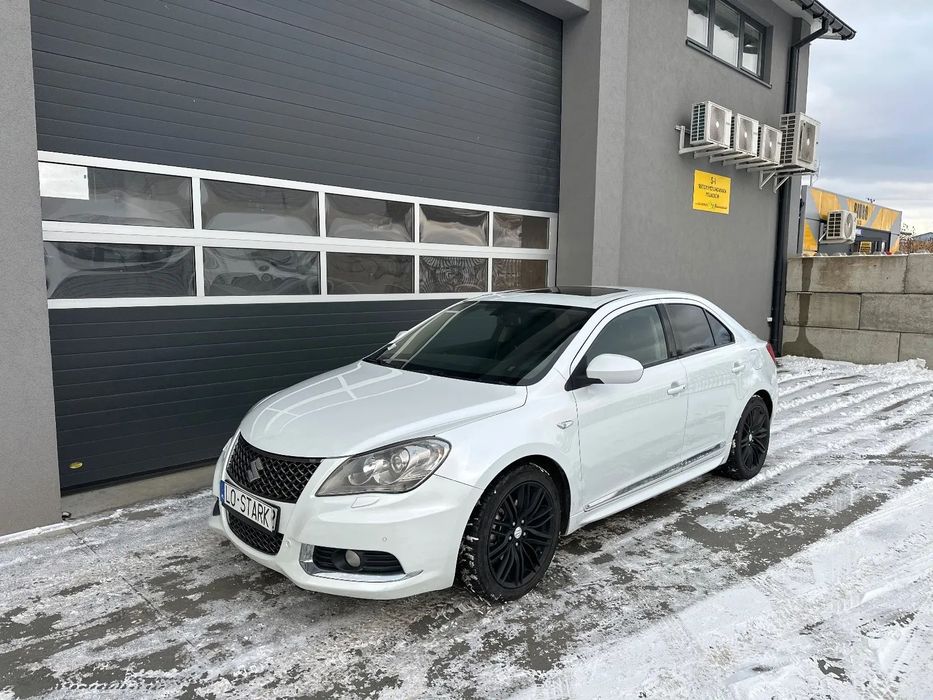 Suzuki Kizashi / 178KM / 4X4 / AUTOMAT / rok produkcji 2011