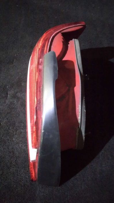 Farolim Stop Esq Peugeot 406 (8B)