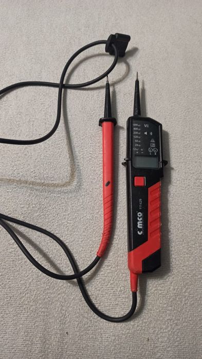 Tester Napięcia z Wyświetlaczem LED  LCD  690V  AC/DC IP64