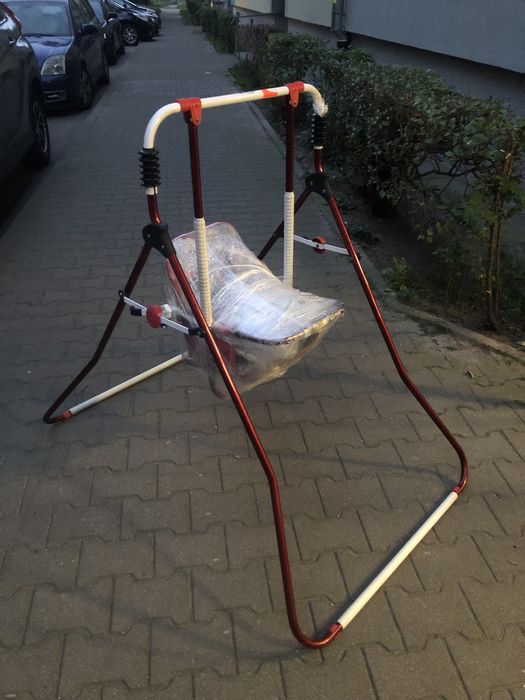 Huśtawka pokojowa dla dziecka