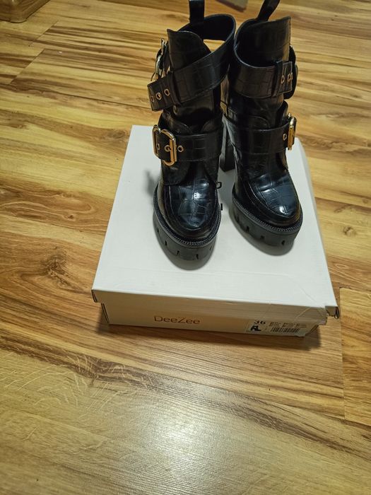 Sprzedam super buty na koturnie rozmiar 36 nowe