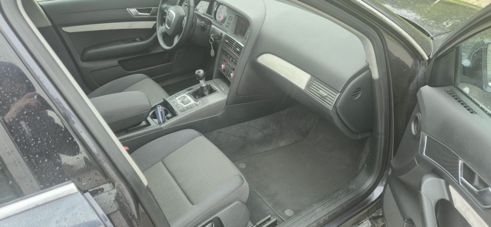 Audi a6c6  2006r  2.7 180km