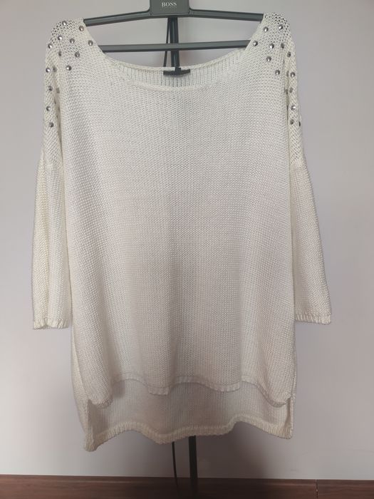 Джемпер, свитер бевый оверсайз с заклёпками