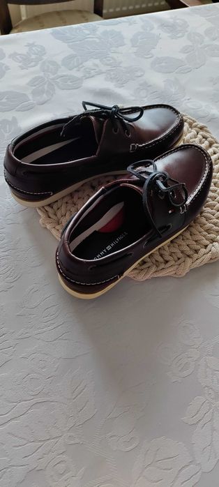 Półbuty skórzane Tommy Hilfiger