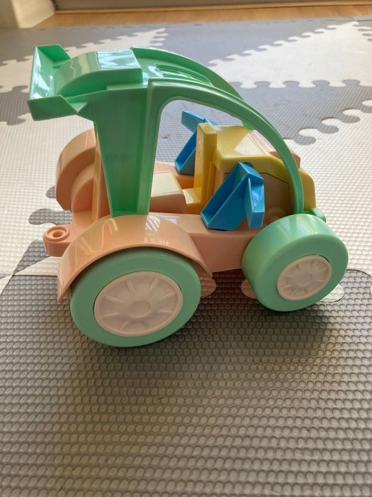 autko samochodzik dla dziewczynki pastelowe kolory