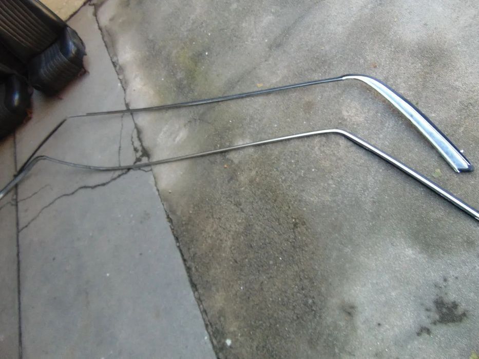 Mercedes W123 touring carrinha frisos tejadilho