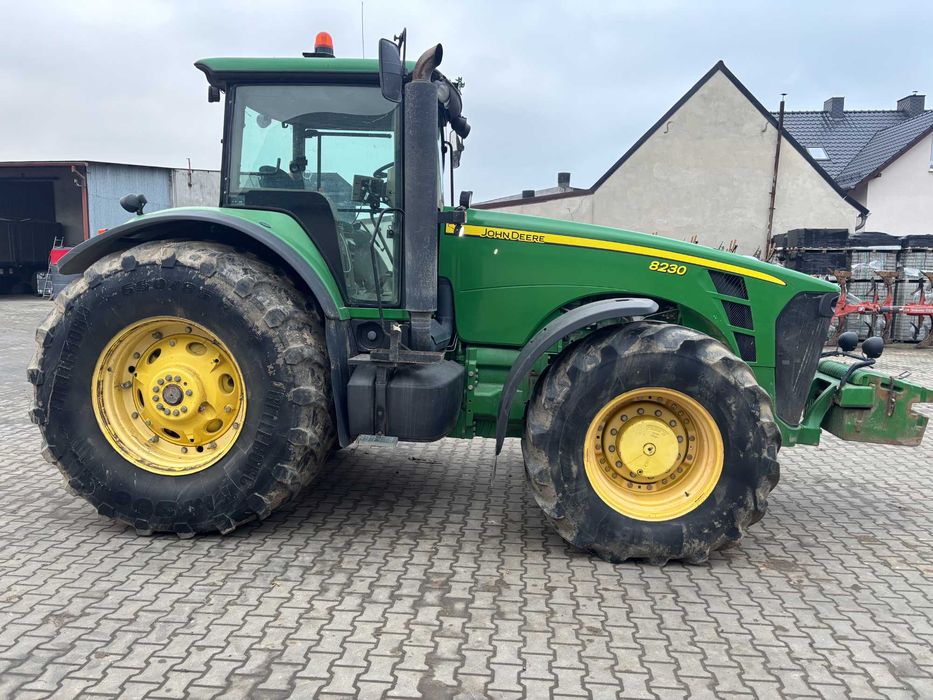 John Deere 8230 Ciągnik Rolniczy