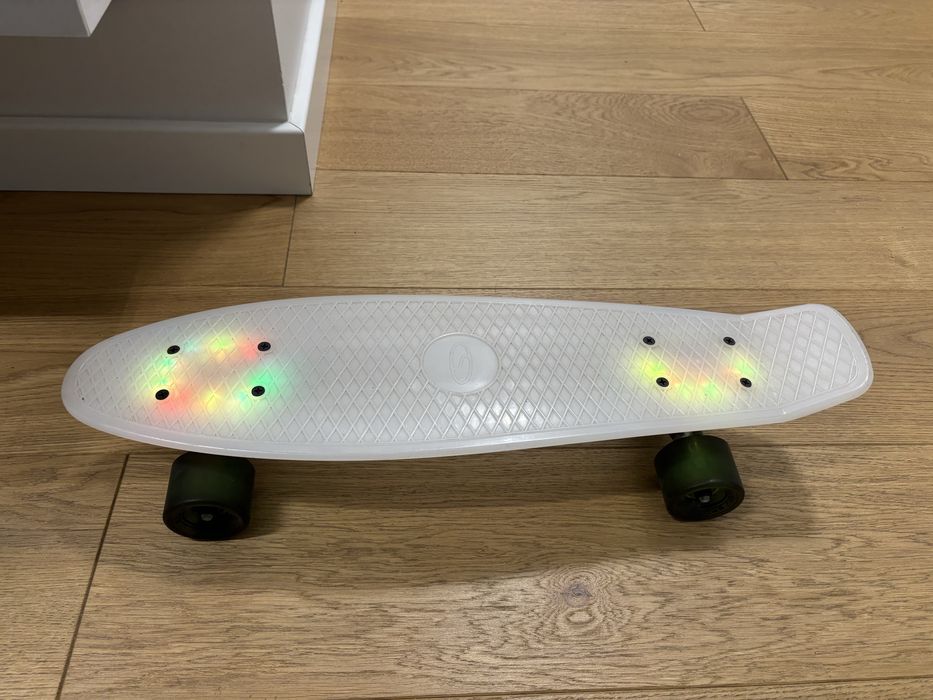 Deskorolka podswietlana SMJ Sport