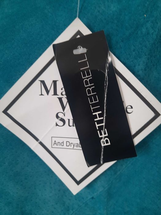 Пончо з нубука жіноче