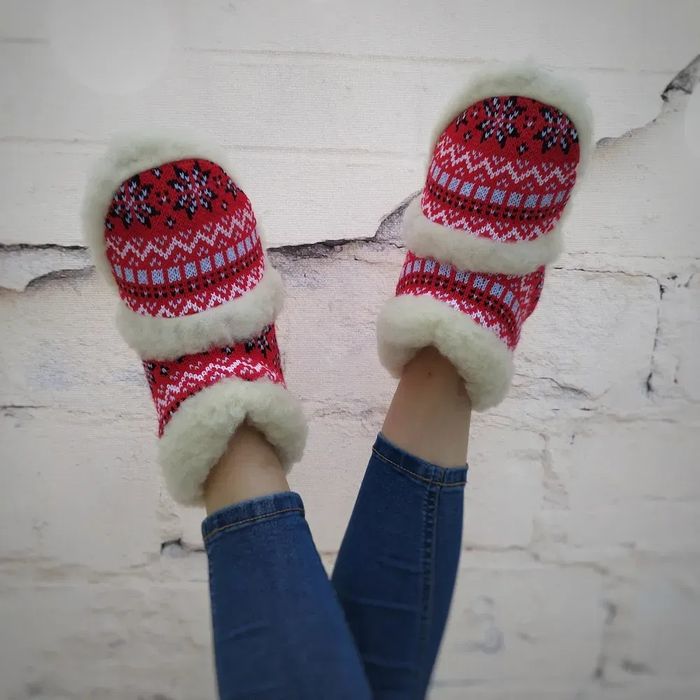 Чуни с натуральной овчины. Новые.