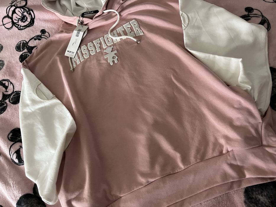 Bluza damska oversize z kapturem Miss Lidia Kalita