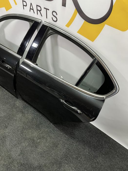 Дверь передняя левая, задняя левая, двери левые на Alfa Romeo Giulia