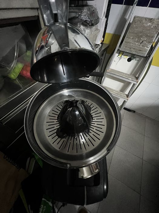 Espremedor de citrinos