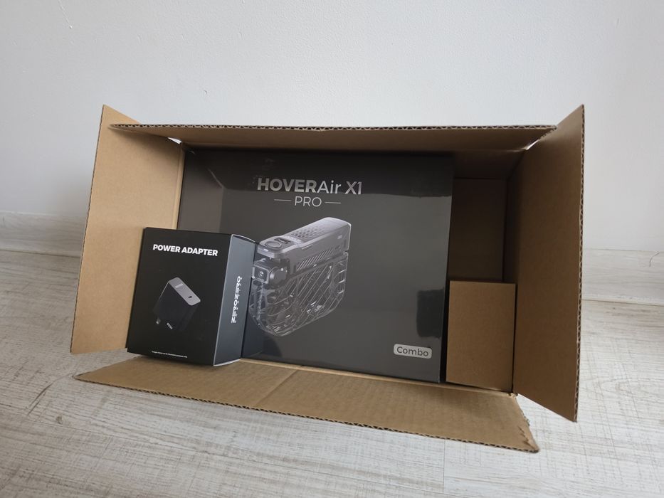 HoverAir X1 PRO Combo Super stan