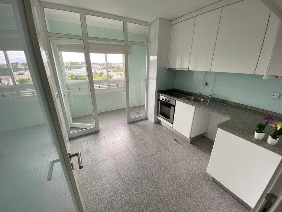 T1+1 Renovado com Garagem