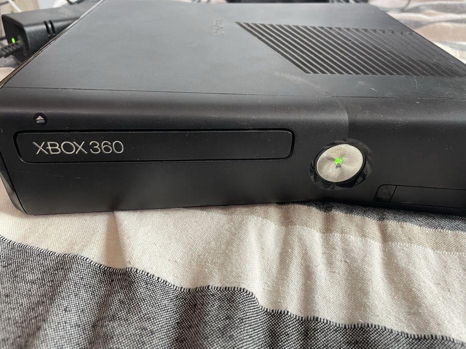 XBox 360 + comando + Kinect