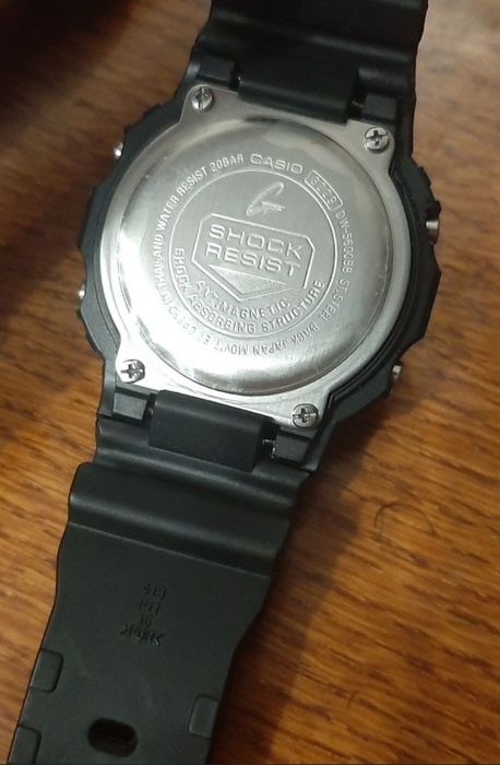 Часы Casio G-Shock DW-5600BB