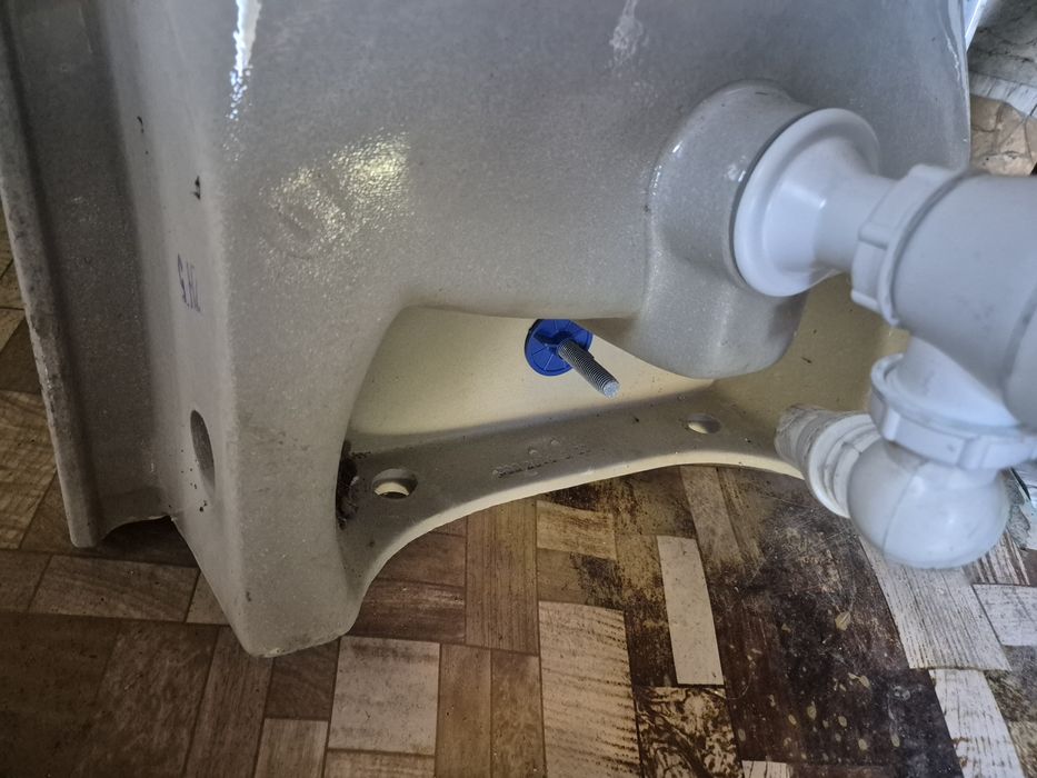 Umywalka Używana w dobrym stanie 50cm 42cm odbiór osobisty