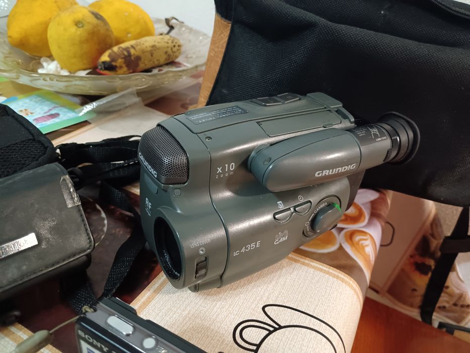 Sony camera + Grundig camcorder64552292389251123