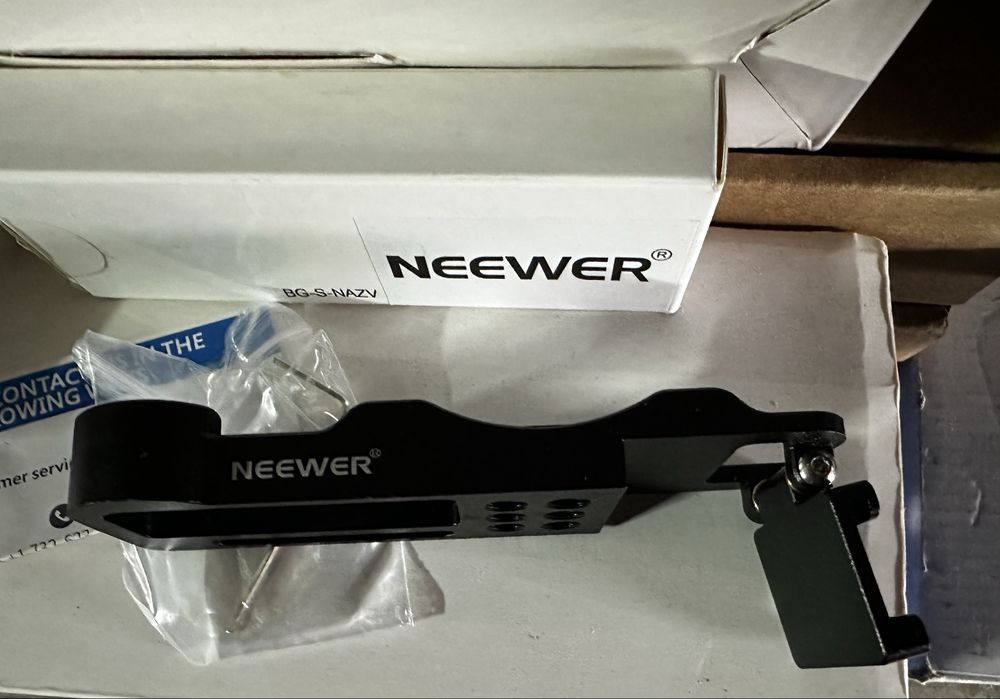 Металева пластина, кронштейн для камери Neewer ZV-1