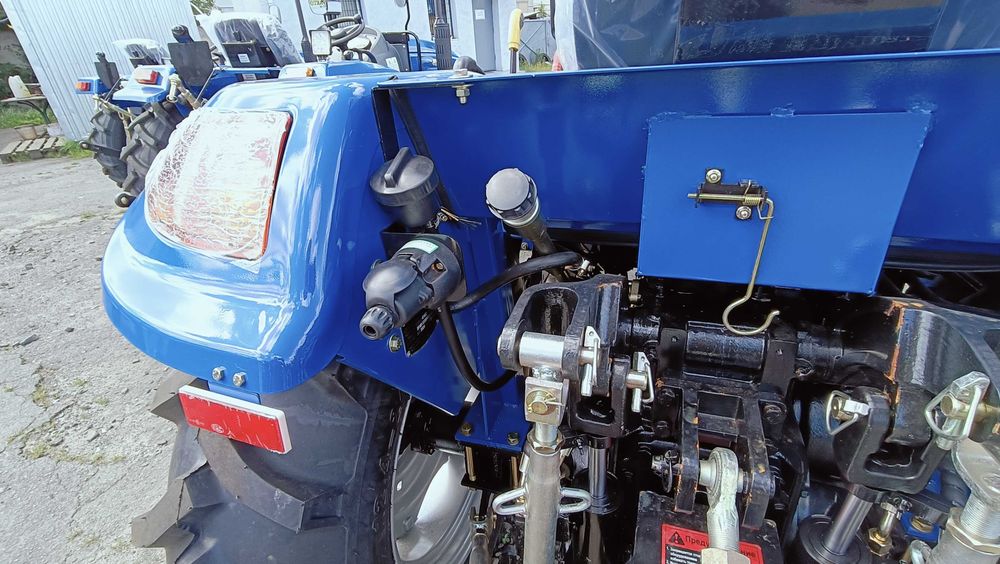 Мінітрактор трактор ДонгФенг404G2 Dongfeng 404G2