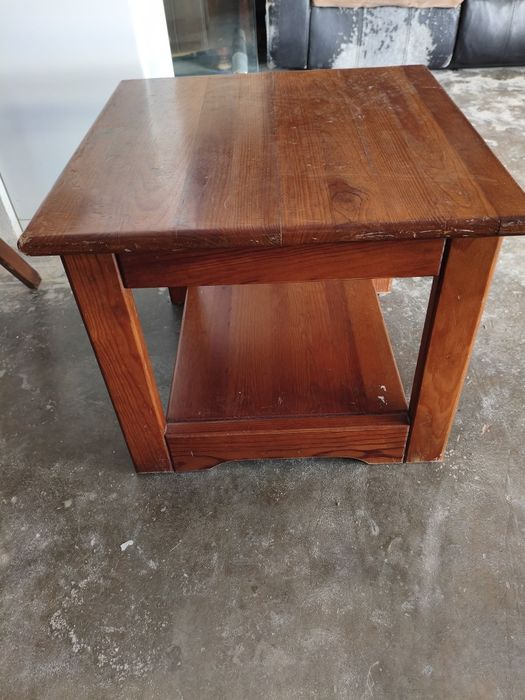 Mesa de centro em madeira