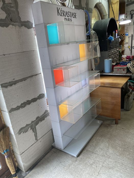 Стелаж стенд Керастас з підсвіткою