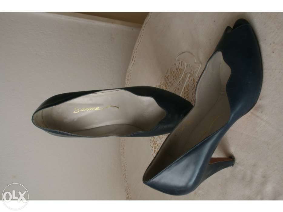 Botas de Pele  e sapatos