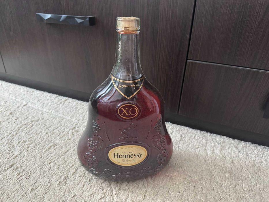 Бутылка Hennessy Коньяк (макет) (большая бутылка)