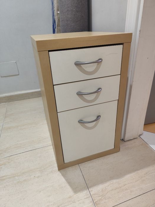 Bloco de gavetas da gama antiga IKEA MIKAEL