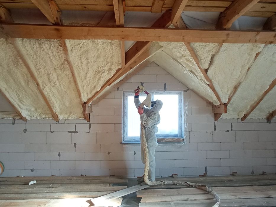 Утеплення Піною ППУ, утеплення пінополіуретаном Теофіполь