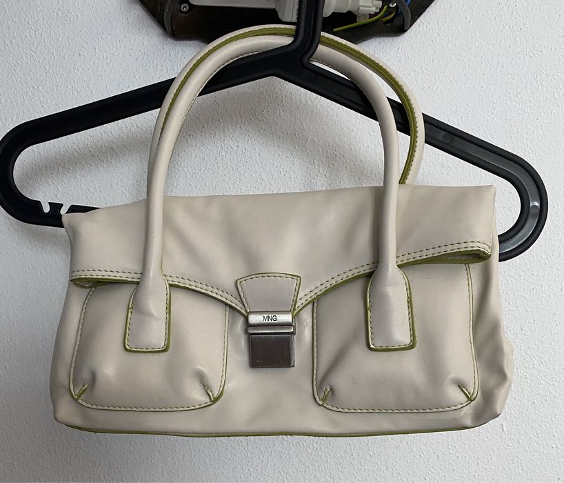 Malas variadas em bom estado