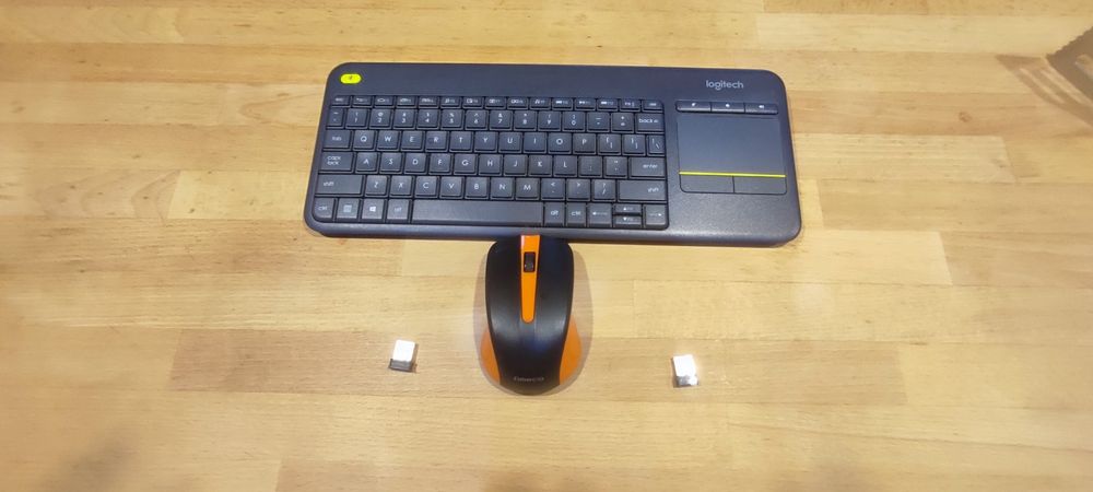 Klawiatura bezprzewodowa Logitech+ myszka
