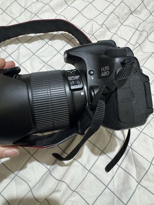 Canon EOS 60D + EFS18-135mm 1:3.5-5.6