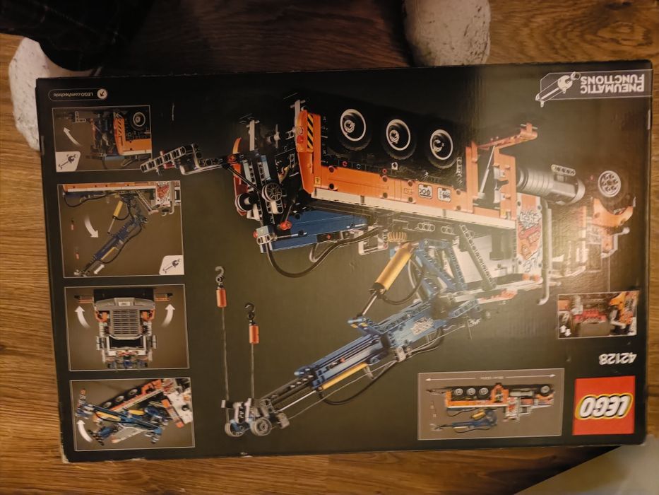 lego technic Heavy duty Tow Truck