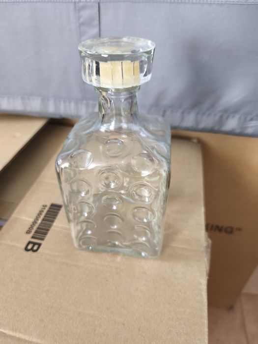 Garrafas de whisky dois modelos64741326715523124
